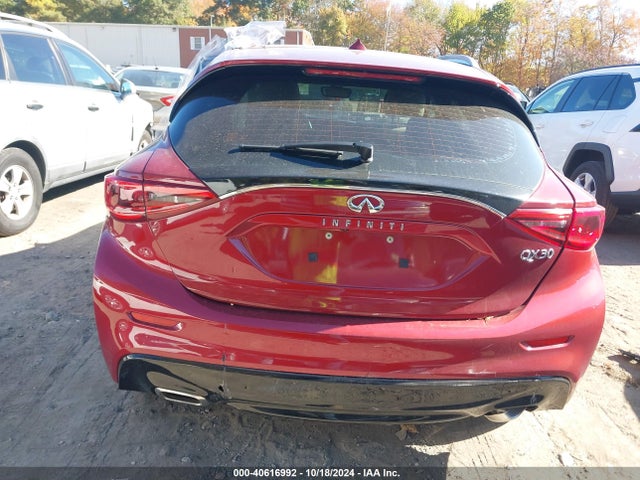 SJKCH5CP6HA026536 Infiniti Qx30 Premium