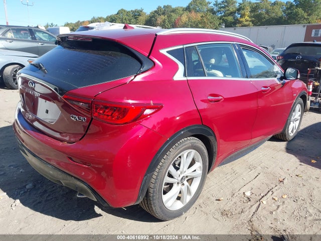 SJKCH5CP6HA026536 Infiniti Qx30 Premium