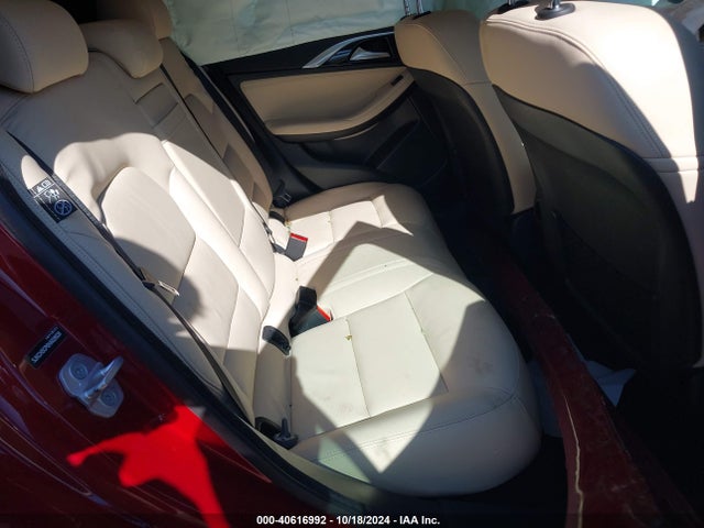 SJKCH5CP6HA026536 Infiniti Qx30 Premium