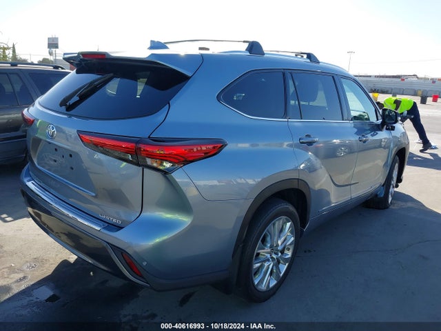 5TDYZRAH0NS138630 Toyota Highlander Limited