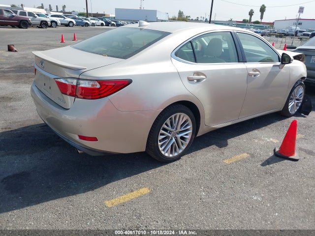 Lexus ES 350 2015 JTHBK1GG9F2184684 Image 4