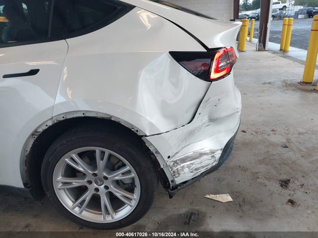 2021 TESLA MODEL Y 5YJYGDEE3MF104161 Photo 5