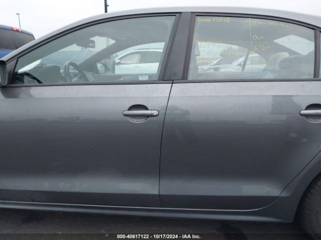 3VWD17AJ4GM232930 Volkswagen Jetta 1.8t Sport