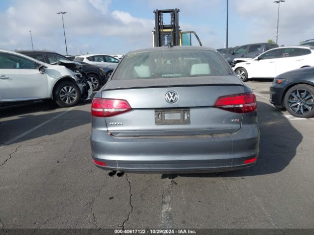 3VWD17AJ4GM232930 Volkswagen Jetta 1.8t Sport