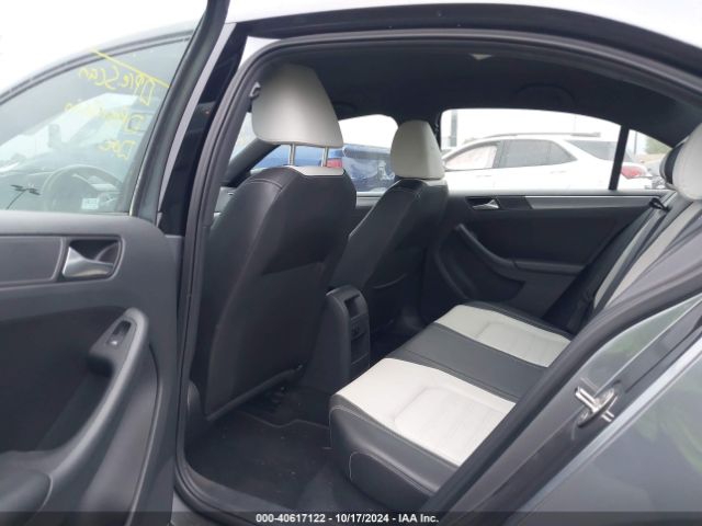 3VWD17AJ4GM232930 Volkswagen Jetta 1.8t Sport
