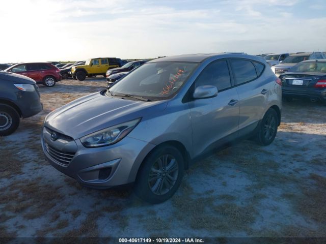 KM8JT3AF4FU992429 Hyundai TUCSON GLS
