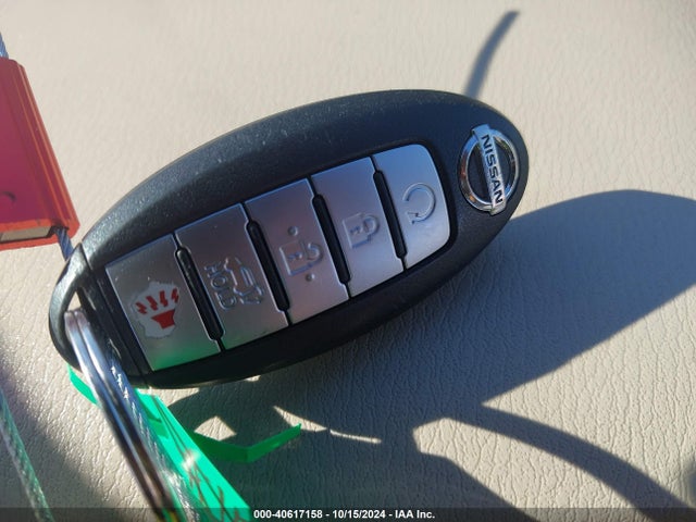 Nissan Pathfinder Sl 2017 5N1DR2MN6HC608491 Image 11