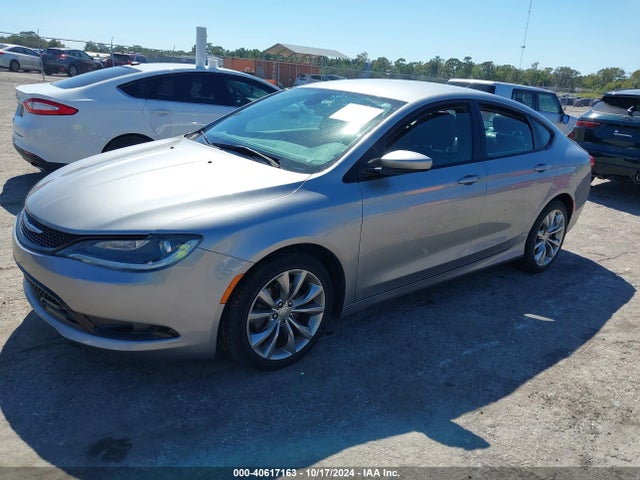 1C3CCCBB8FN647802 Chrysler 200 S