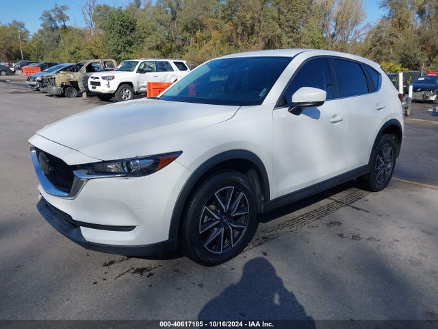 Mazda Cx-5 Touring 2018 JM3KFACM4J0330034 Image 2
