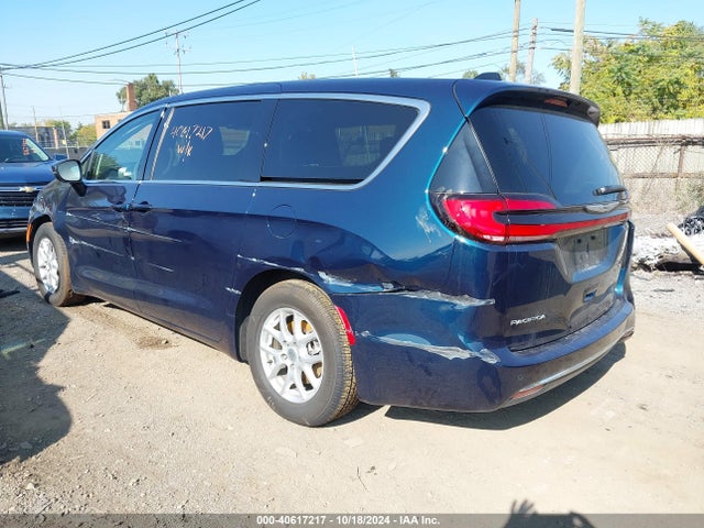 Chrysler Pacifica Touring L 2023 2C4RC1BG7PR502258 Image 3