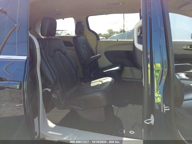 Chrysler Pacifica Touring L 2023 2C4RC1BG7PR502258 Image 8