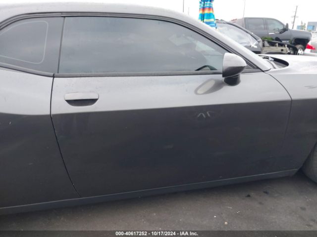 2C3CDZAG3GH315774 Dodge Challenger Sxt