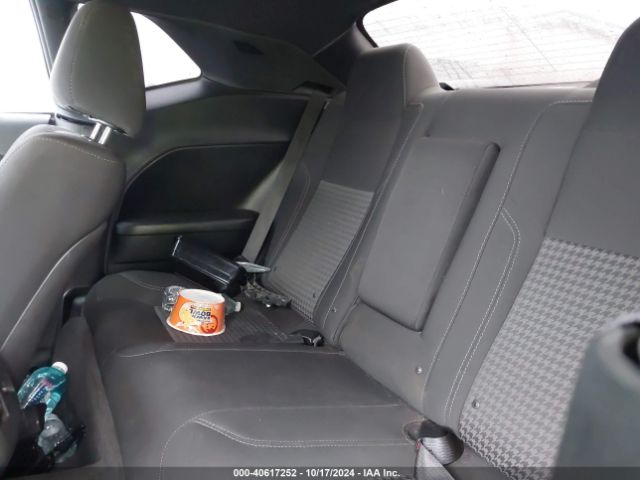 2C3CDZAG3GH315774 Dodge Challenger Sxt