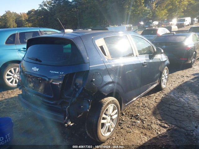 Chevrolet Sonic Lt Auto 2015 1G1JC6SB6F4158219 Image 4