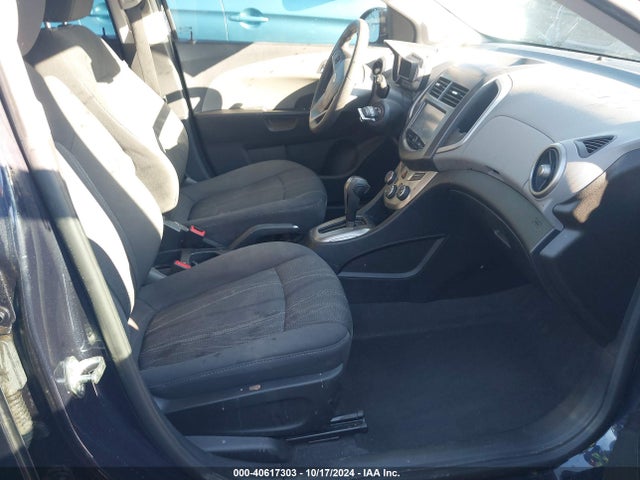 Chevrolet Sonic Lt Auto 2015 1G1JC6SB6F4158219 Image 5