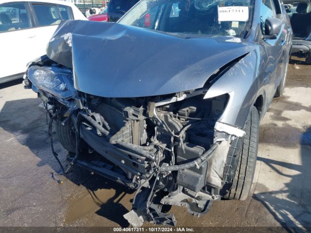 KNMAT2MT1JP589435 Nissan ROGUE SV