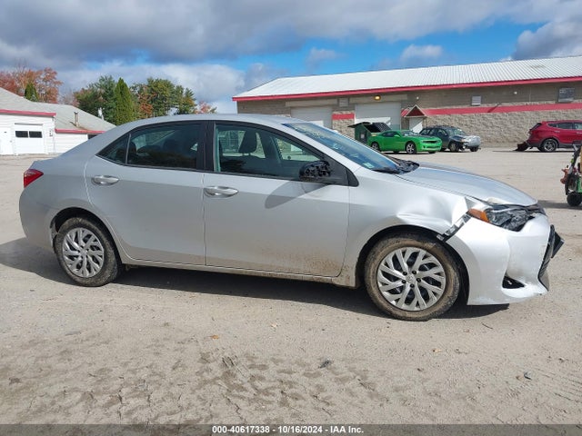 Toyota COROLLA LE 2018 2T1BURHE1JC046395 Image 13