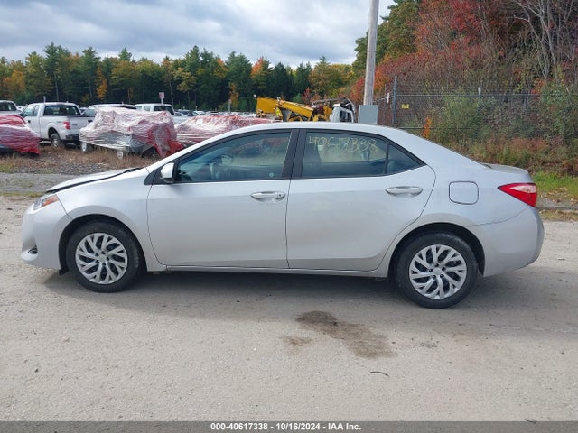 Toyota COROLLA LE 2018 2T1BURHE1JC046395 Image 14