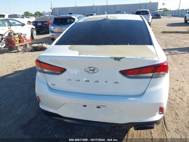 Hyundai SONATA SE 2018 5NPE24AF0JH696504 Image 16