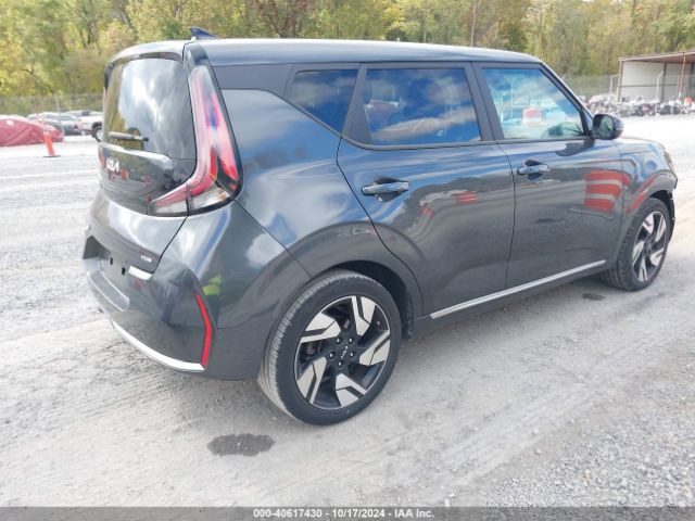 KNDJ53AU6P7891048 KIA Soul Gt-line
