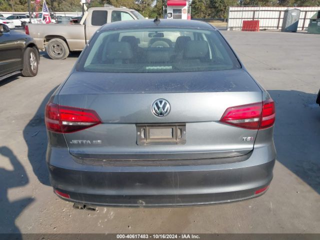 3VWDB7AJXJM260204 Volkswagen Jetta 1.4t Se/1.4t Wolfsburg Edition