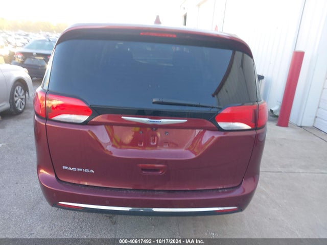 Chrysler Pacifica Touring Plus 2018 2C4RC1FG3JR333017 Image 16