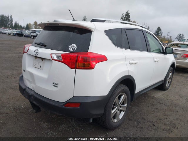 Toyota Rav4 Xle 2015 JTMRFREV8FJ013323 Image 4