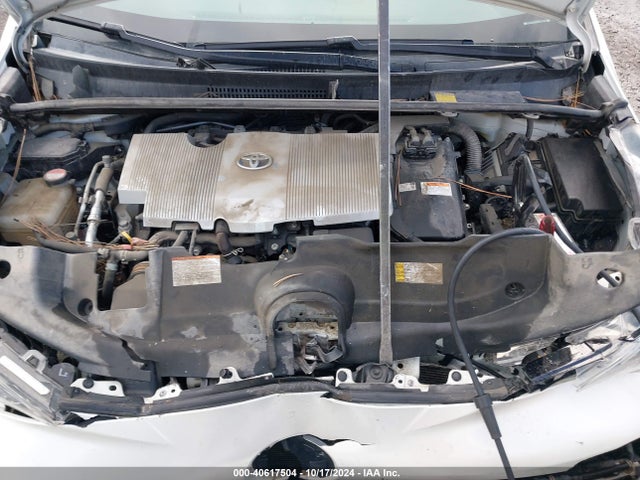 Toyota Prius Two Eco 2016 JTDKARFU9G3511669 Image 10