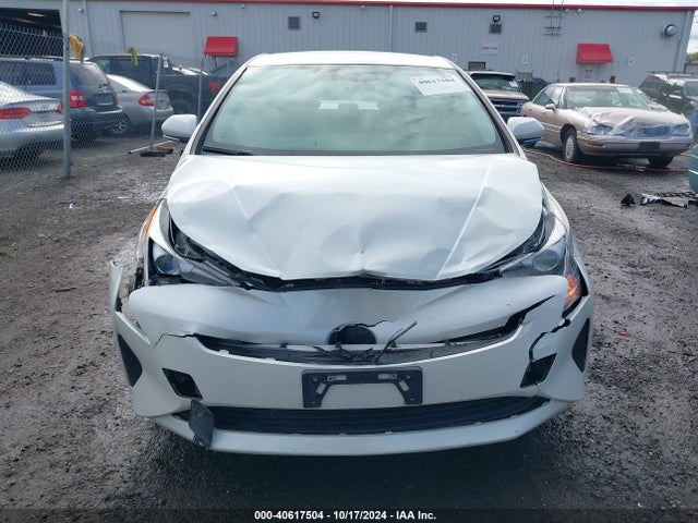 Toyota Prius Two Eco 2016 JTDKARFU9G3511669 Image 12