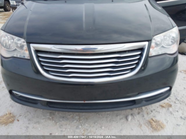 2C4RC1CG0GR166774 Chrysler Town & Country Touring-l Anniversary Edition