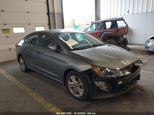 2019 5NPD84LF0KH458029 main image