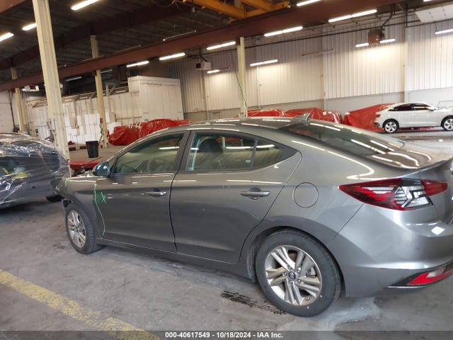 Hyundai ELANTRA SEL 2019 5NPD84LF0KH458029 Image 15