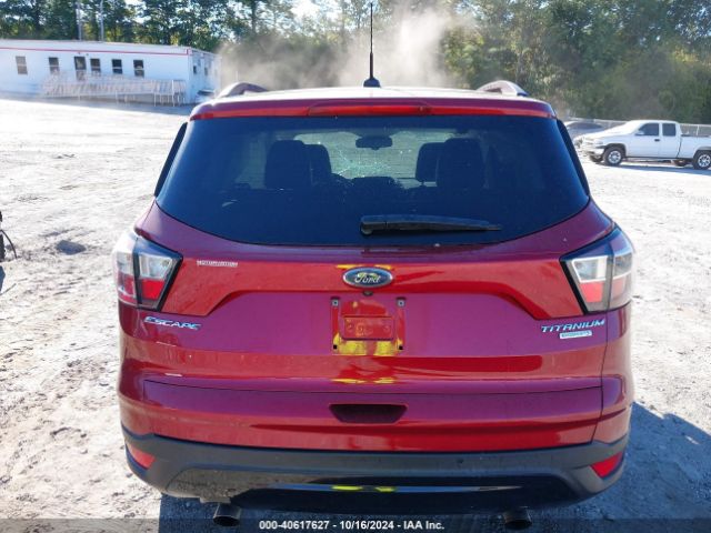 1FMCU0J91HUC25025 Ford Escape Titanium