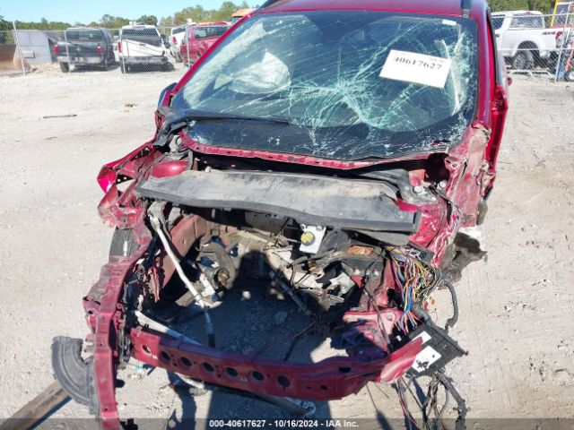 1FMCU0J91HUC25025 Ford Escape Titanium