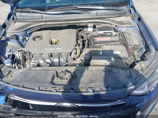 Hyundai ELANTRA SE 2017 5NPD74LF8HH146990 Image 10