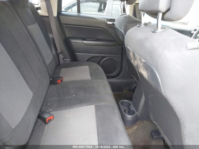 1C4NJDBB0GD778228 Jeep Compass Sport