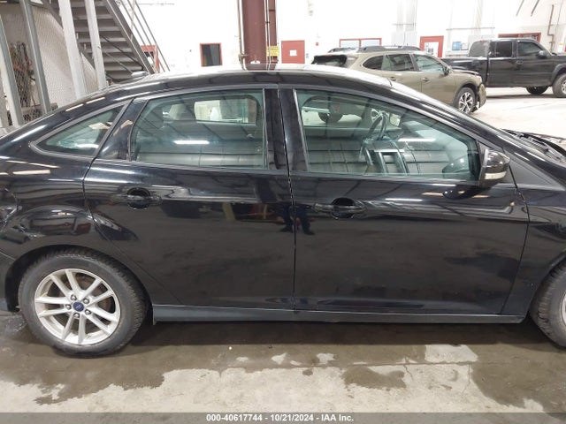 Ford FOCUS SE 2016 1FADP3F28GL230214 Image 13