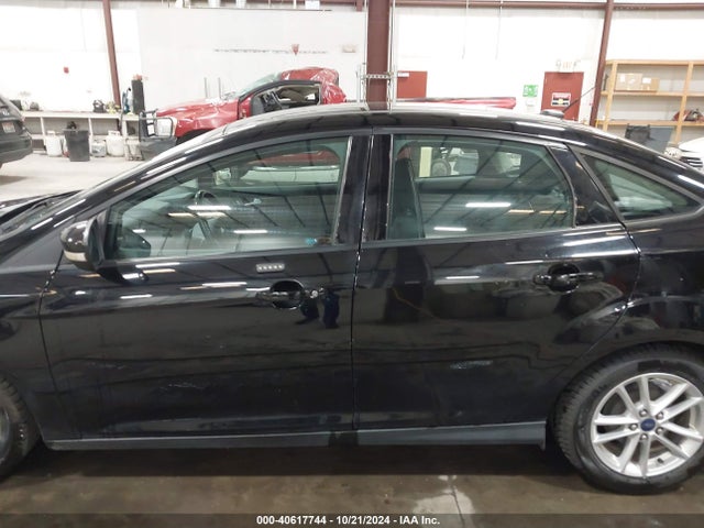 Ford FOCUS SE 2016 1FADP3F28GL230214 Image 14