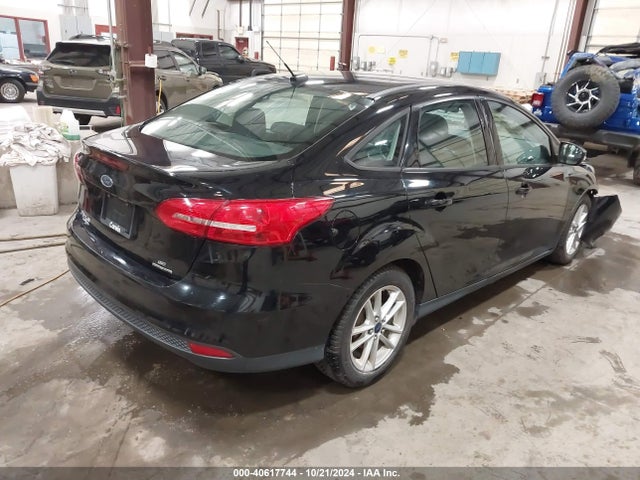 Ford FOCUS SE 2016 1FADP3F28GL230214 Image 4