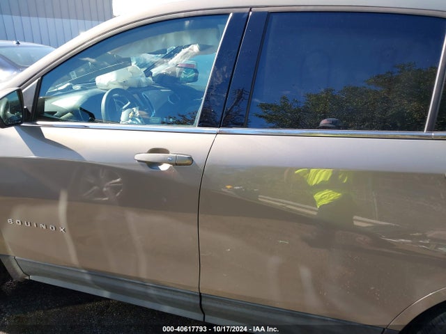 Chevrolet EQUINOX LT 2018 3GNAXJEV1JS529324 Image 14