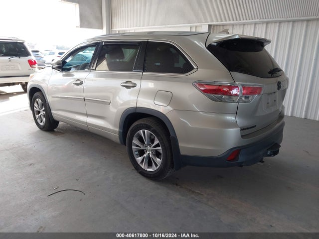 Toyota Highlander Xle V6 2014 5TDJKRFH3ES052582 Image 3