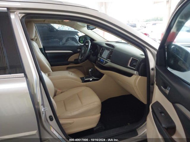 Toyota Highlander Xle V6 2014 5TDJKRFH3ES052582 Image 5