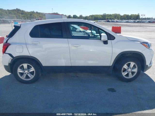 3GNCJNSB4LL331040 Chevrolet Trax Awd Ls