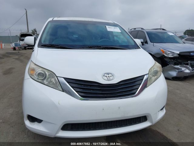5TDKK3DC9ES478527 Toyota Sienna Le V6 8 Passenger