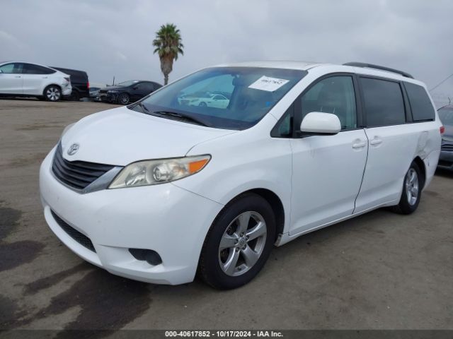 5TDKK3DC9ES478527 Toyota Sienna Le V6 8 Passenger