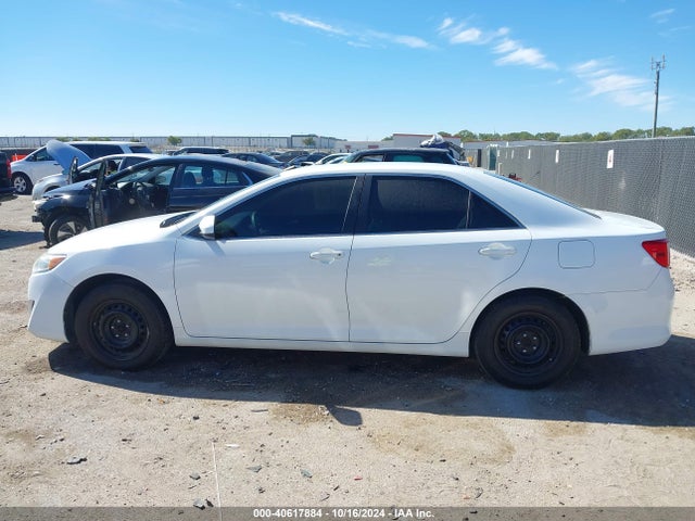 4T4BF1FK8ER408785 Toyota CAMRY L