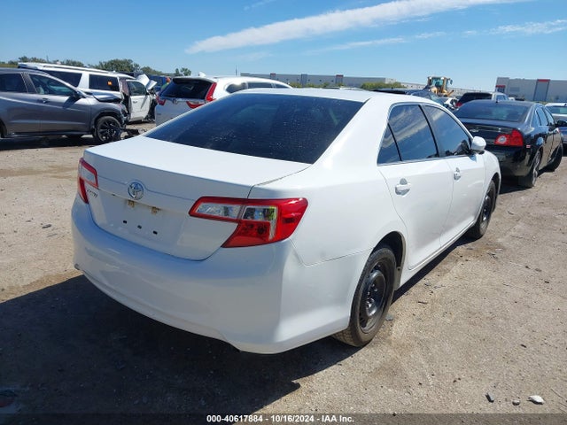 4T4BF1FK8ER408785 Toyota CAMRY L