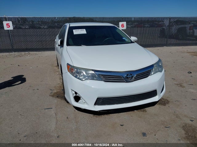 4T4BF1FK8ER408785 Toyota CAMRY L