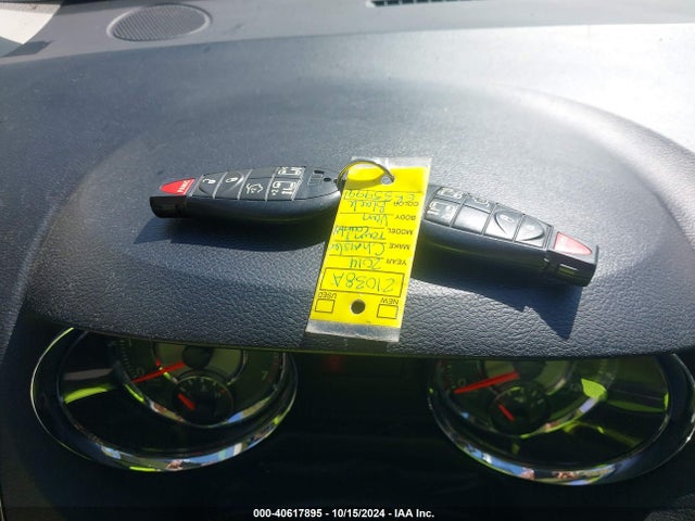 2014 Chrysler Town & Country Touring მანქანა იყიდება აუქციონზე, vin: 2C4RC1BG0ER359991, აუქციონის ნომერი: 40617895
