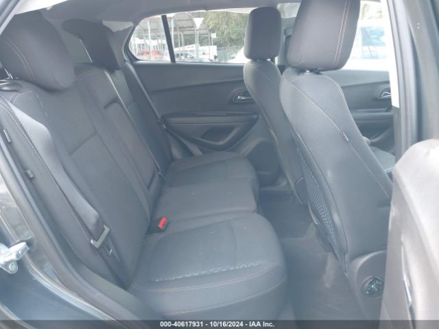 3GNCJKSB8LL239332 Chevrolet Trax Fwd Ls